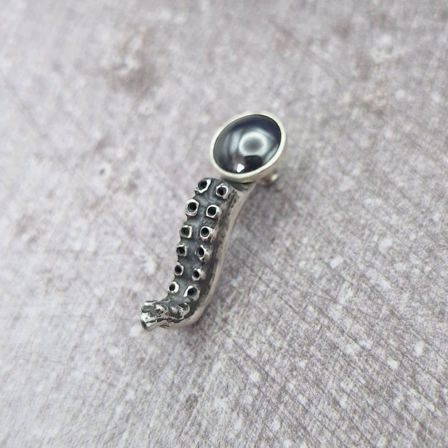 Tentacle Gem Stud