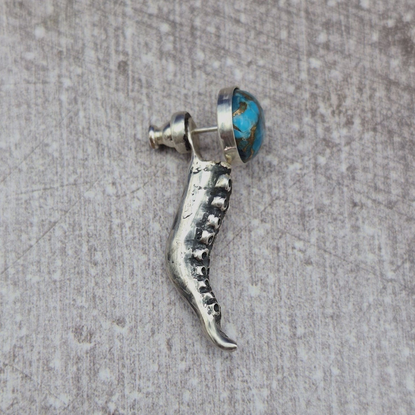 Tentacle Gem Stud